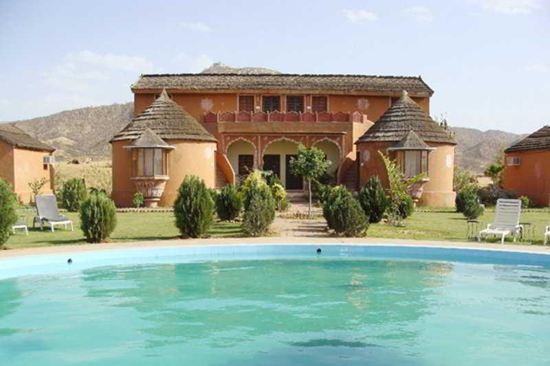Regenta Resort Pushkar Fort Extérieur photo
