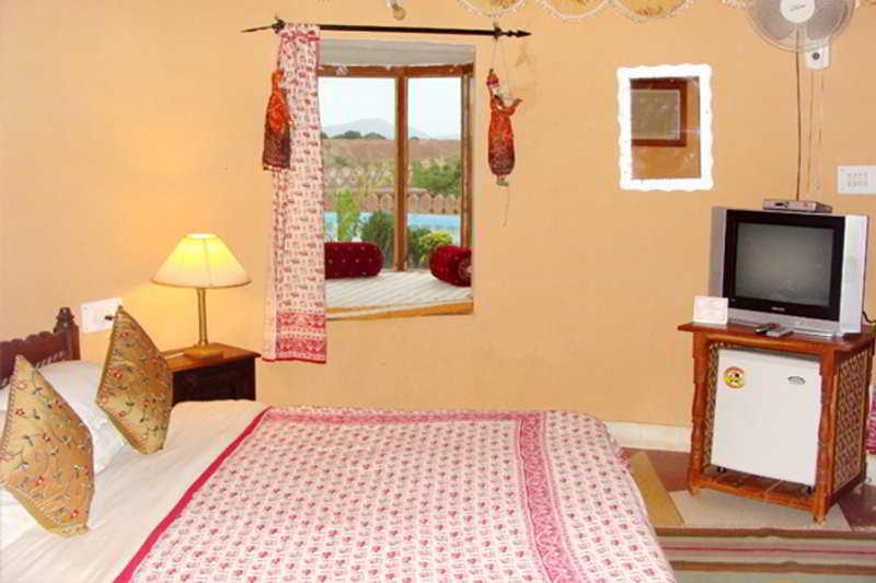 Regenta Resort Pushkar Fort Extérieur photo