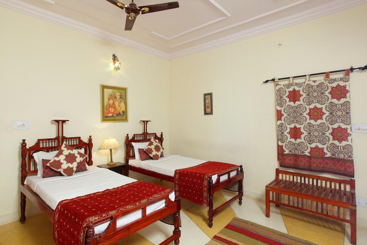 Regenta Resort Pushkar Fort Extérieur photo